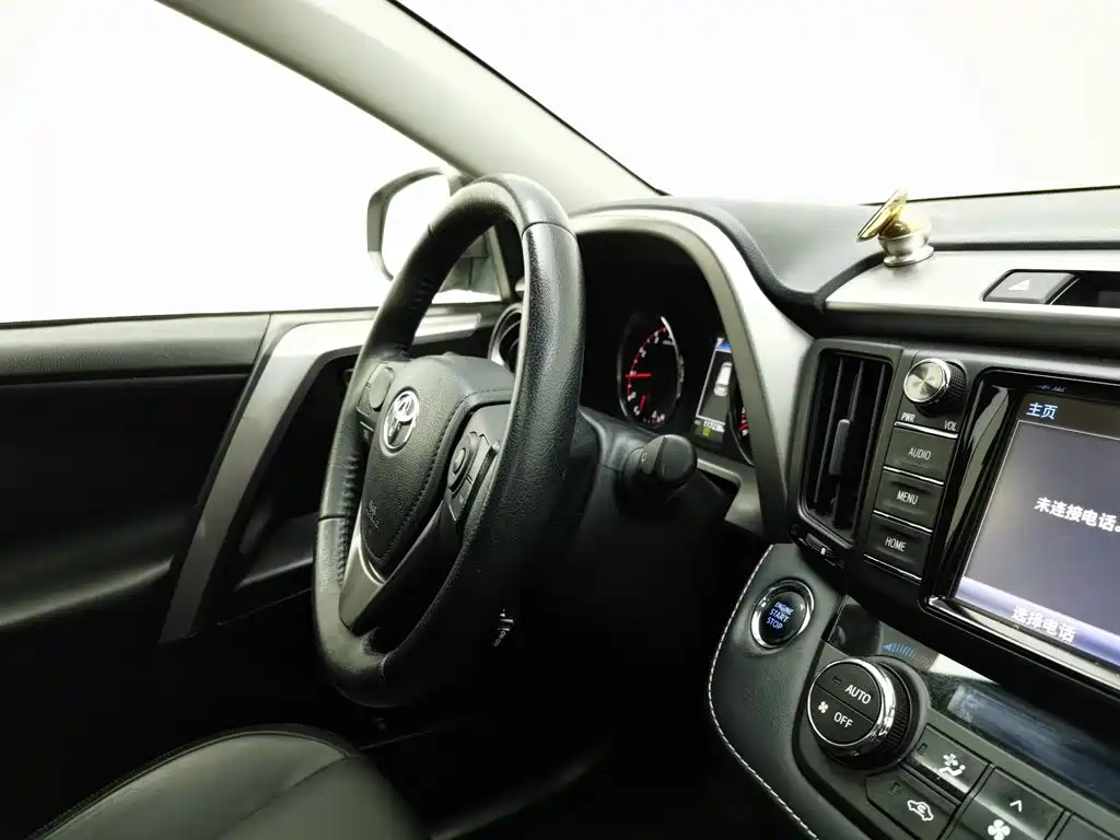 Toyota RAV4 — миниатюра 22