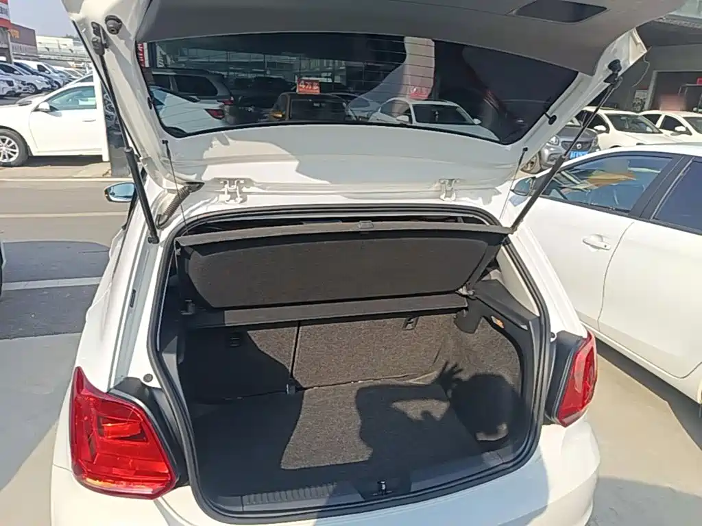 Volkswagen Polo — миниатюра 19