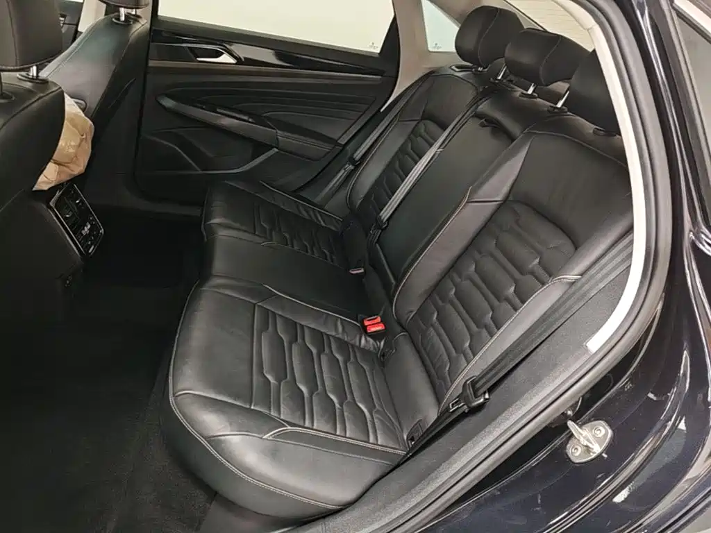Volkswagen Passat — миниатюра 17
