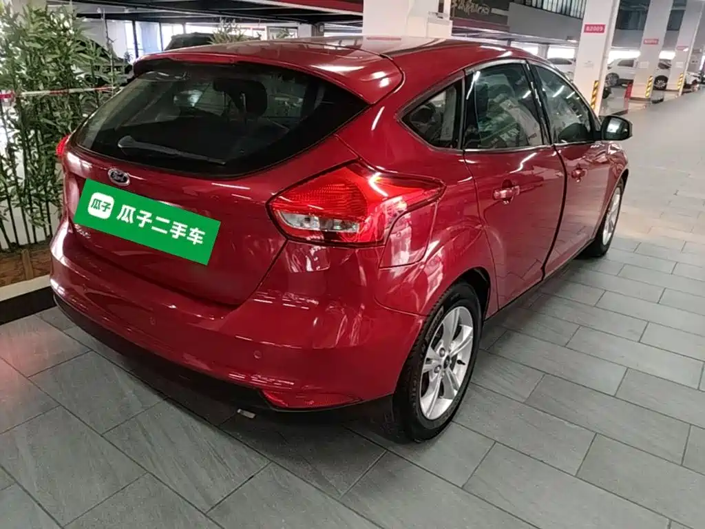 Ford Focus — миниатюра 7