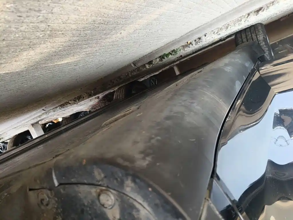 Tesla Model Y — миниатюра 21