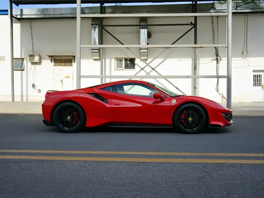 Ferrari 488 — миниатюра 12