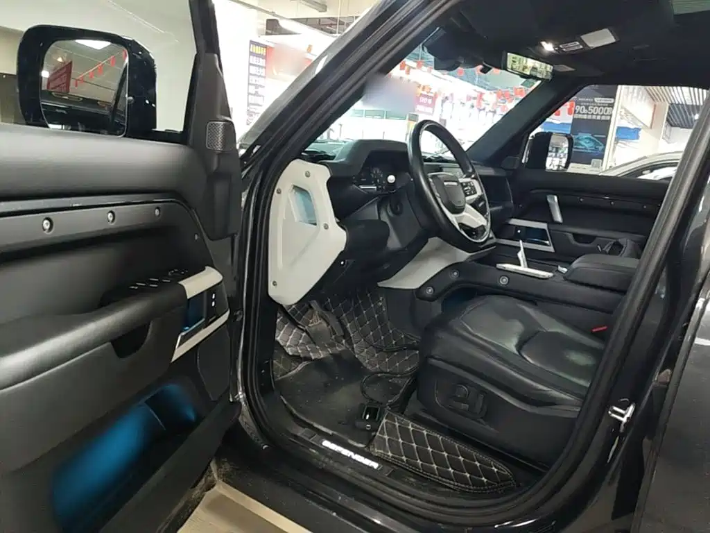 Land Rover Defender — миниатюра 16
