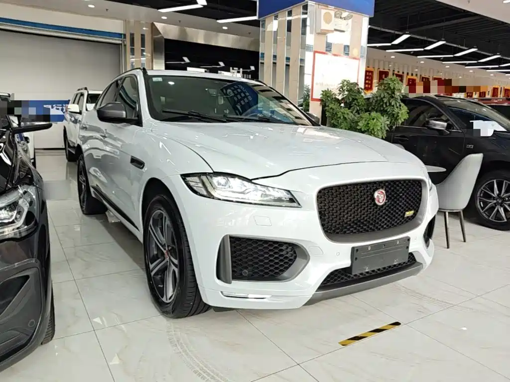 Jaguar F-PACE — миниатюра 4