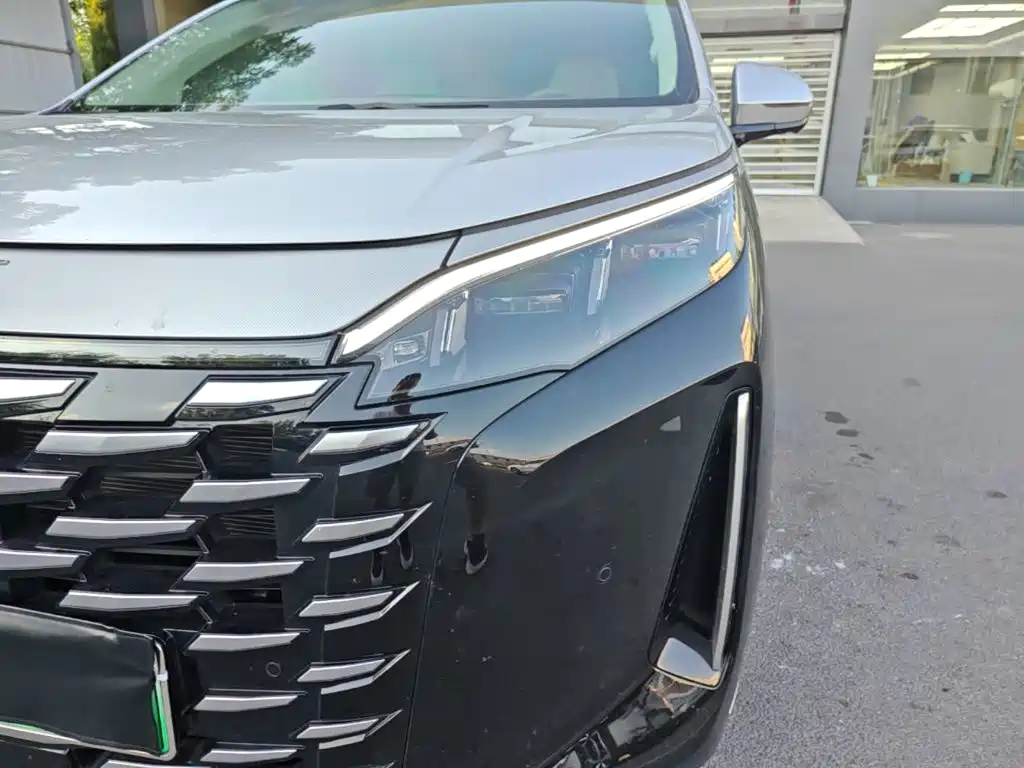 BYD Xia — миниатюра 24