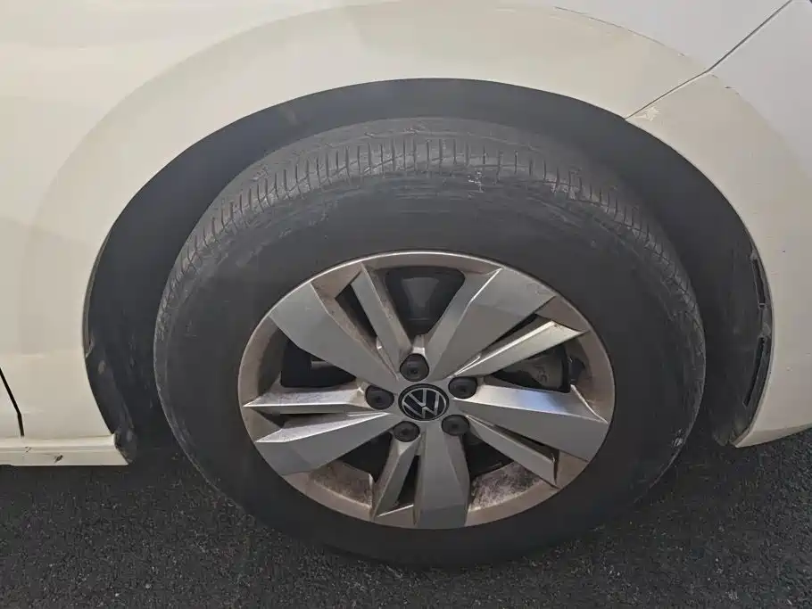 Volkswagen Polo — миниатюра 6
