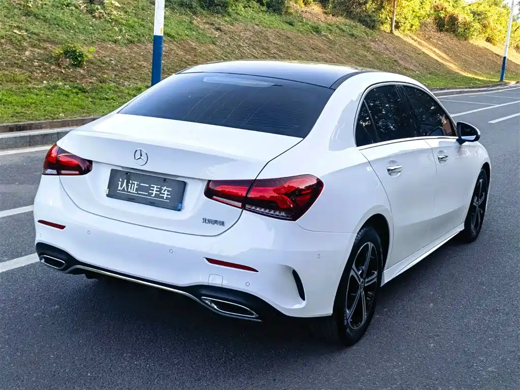 MERCEDES-BENZ A CLASS