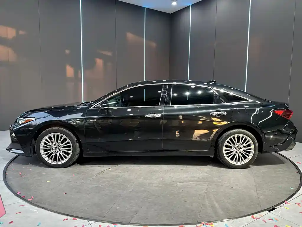 Toyota Avalon 2019 2.5L XLE Luxury VI