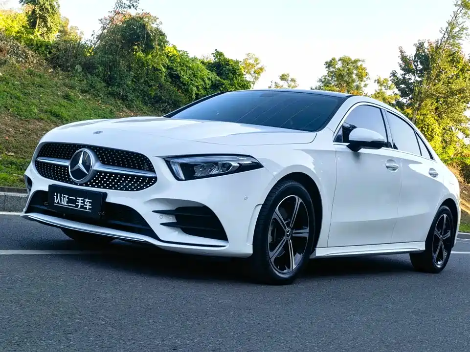 MERCEDES-BENZ A CLASS