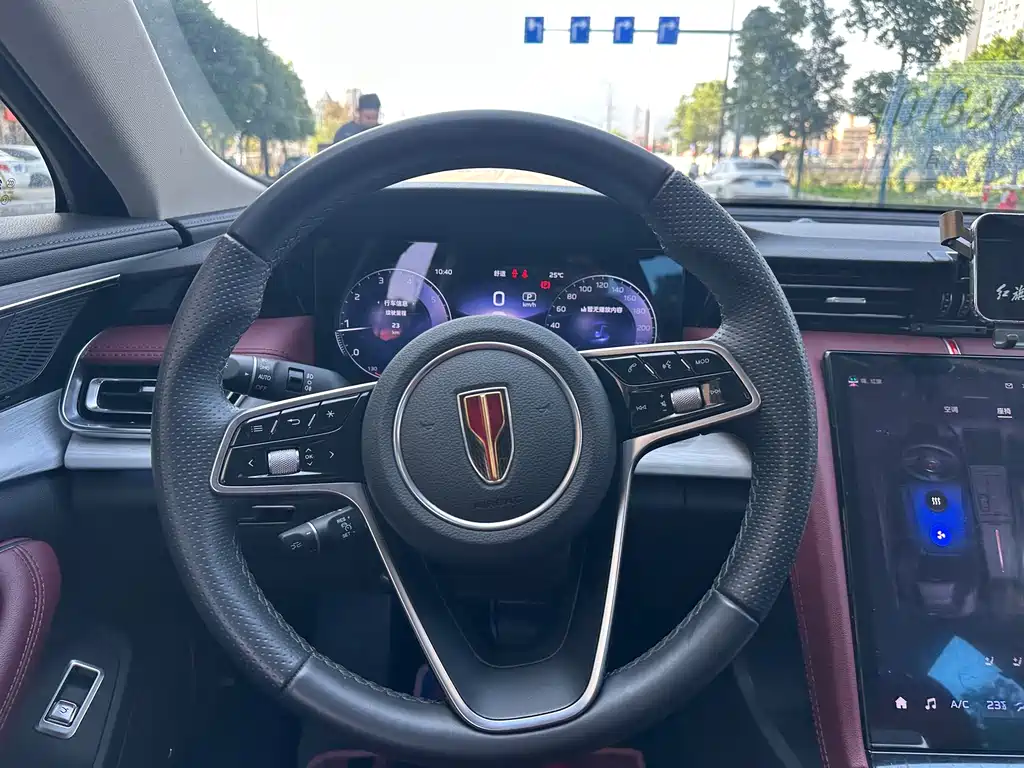 Hongqi Hongqi H5 — миниатюра 7