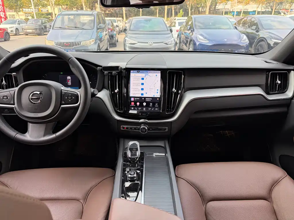 Volvo XC60 — миниатюра 9