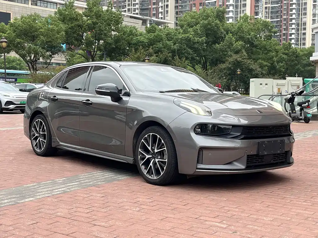 Lynk & Co 03 — миниатюра 7