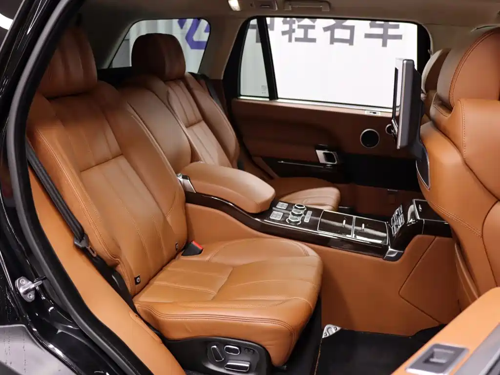 Land Rover Range Rover — миниатюра 23