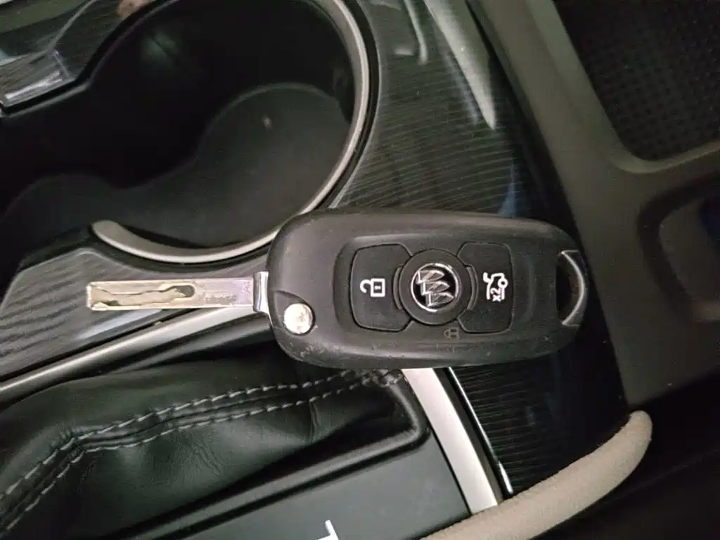 Buick Verano — миниатюра 9