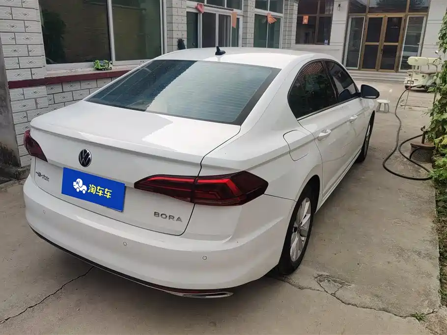 Volkswagen Bora 2021 1.5L AT Elite Smart Connect