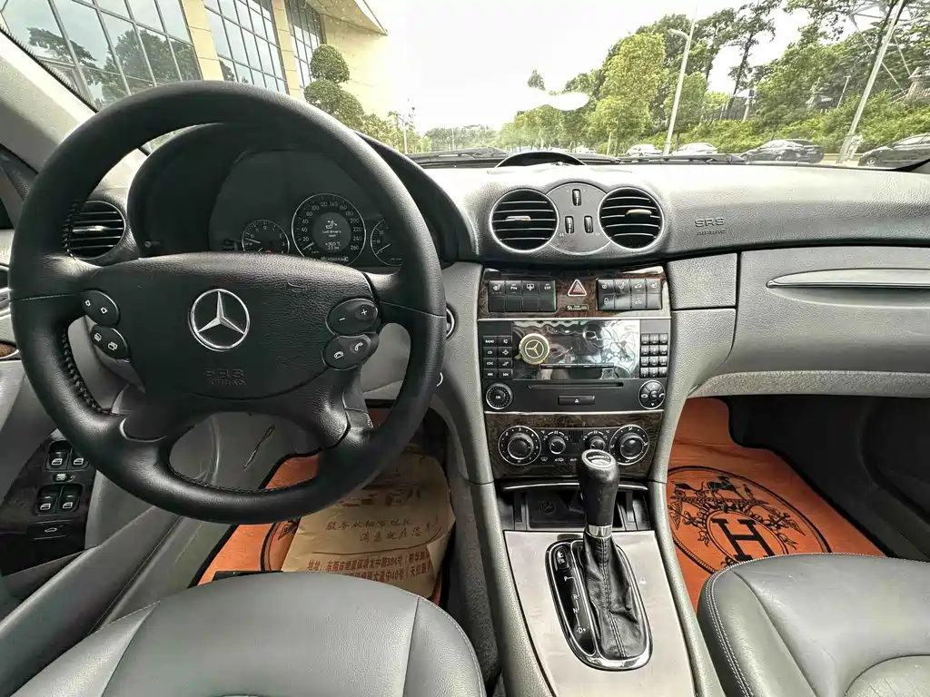 Mercedes-Benz CLK-Class — миниатюра 13