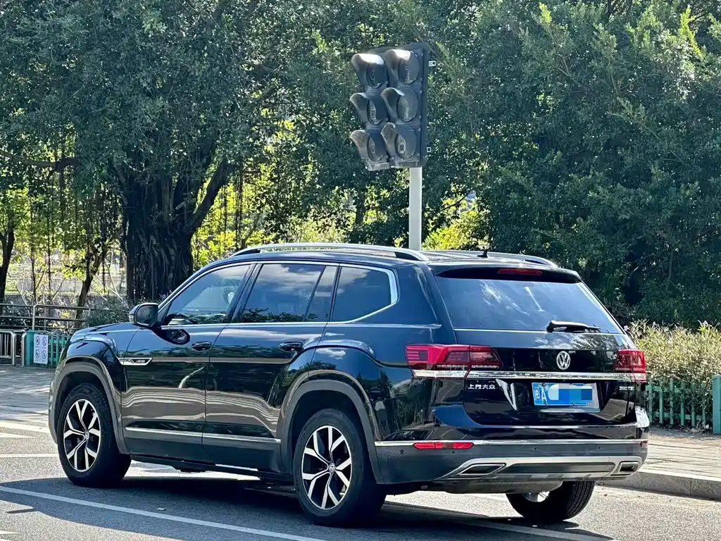 Volkswagen Teramont — миниатюра 4