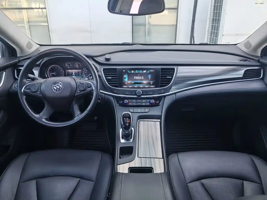 Buick LaCrosse — миниатюра 6