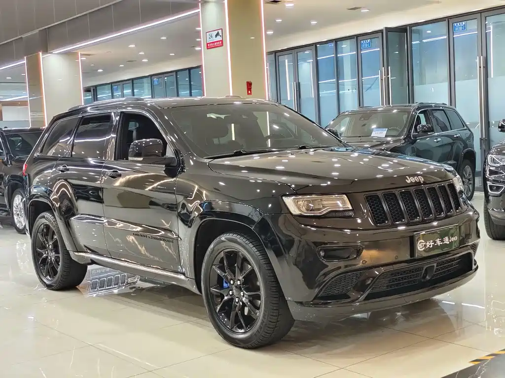 Jeep Grand Cherokee (Import) — миниатюра 3