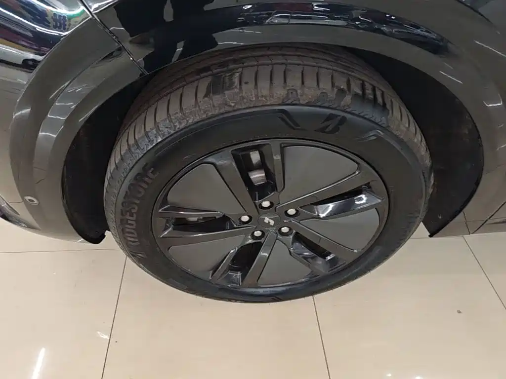 Li Auto Li L6 — миниатюра 23