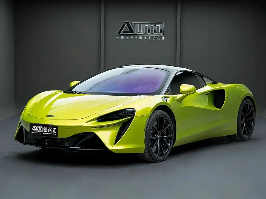 MCLAREN ARTURA
