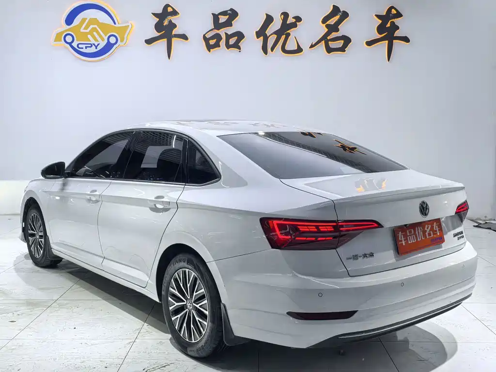 Volkswagen Sagitar — миниатюра 3