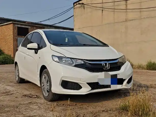 Honda Fit — миниатюра 3