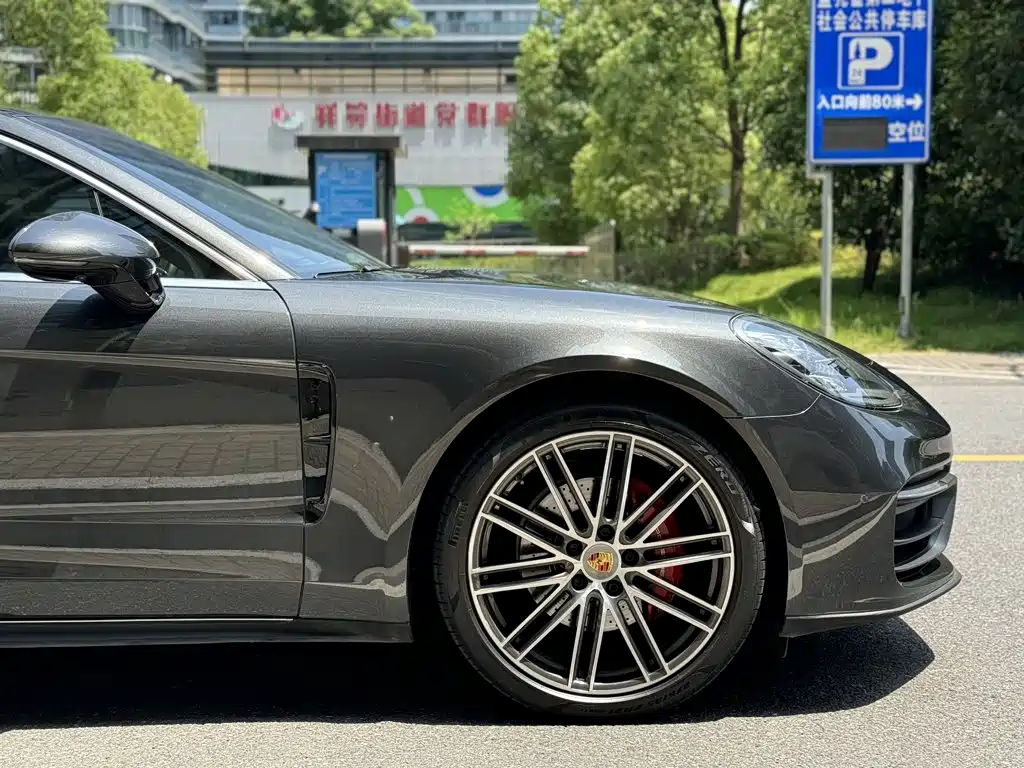 Porsche Panamera — миниатюра 6