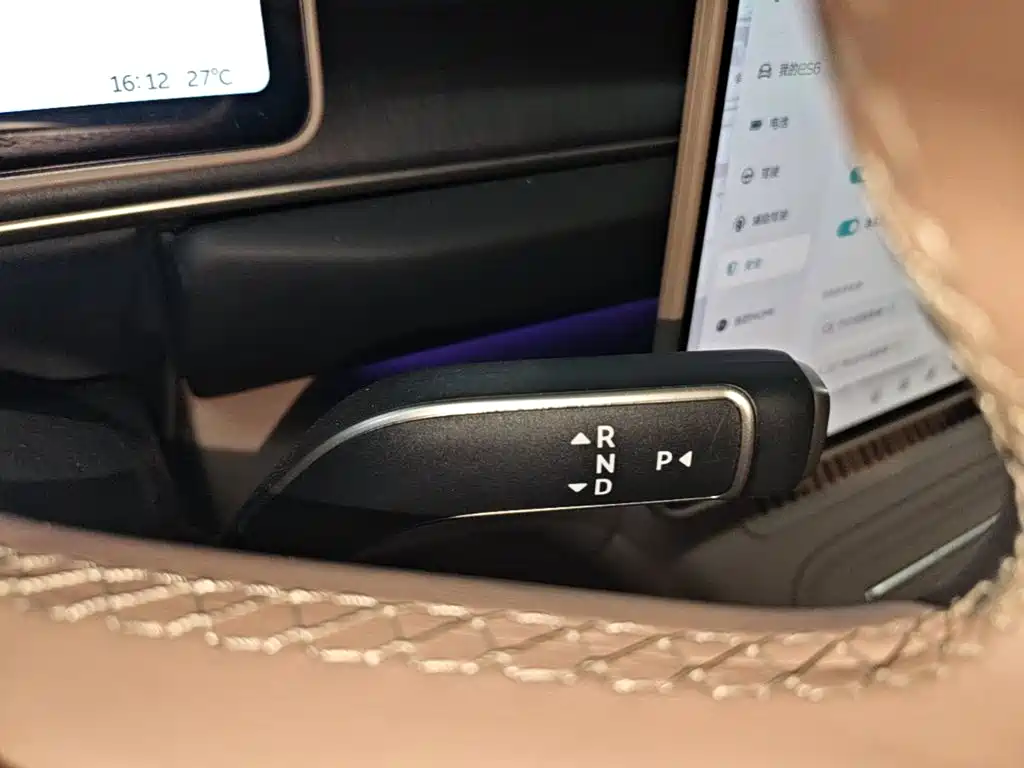 NIO ES6 — миниатюра 14