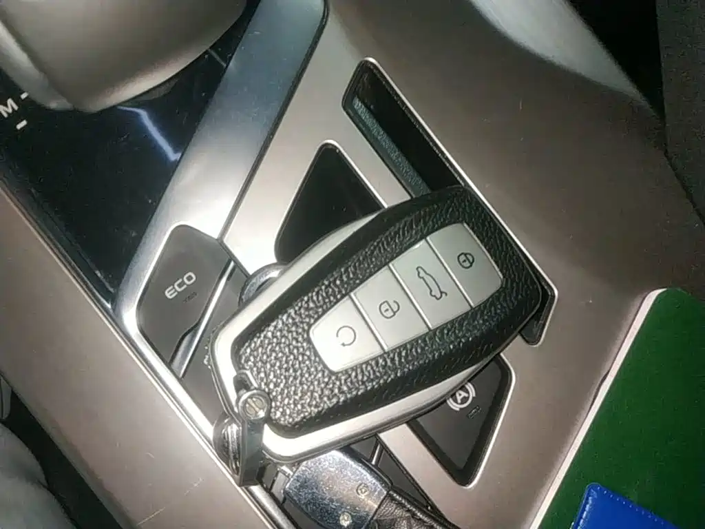 Geely Binyue — миниатюра 9