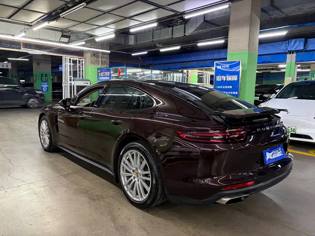 Porsche Panamera — миниатюра 6