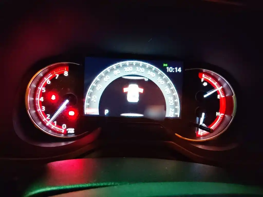 Toyota RAV4 — миниатюра 4