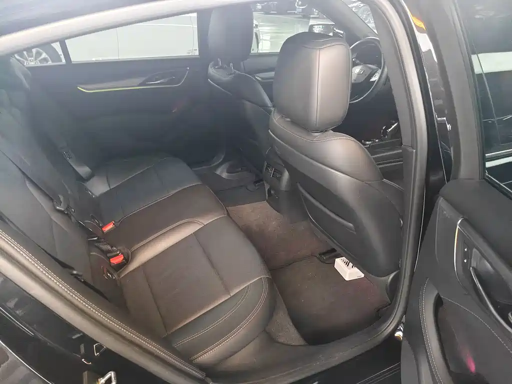Cadillac CT5 — миниатюра 17