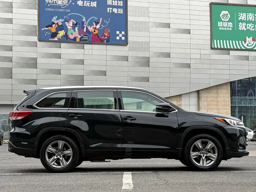 Toyota Highlander — миниатюра 4