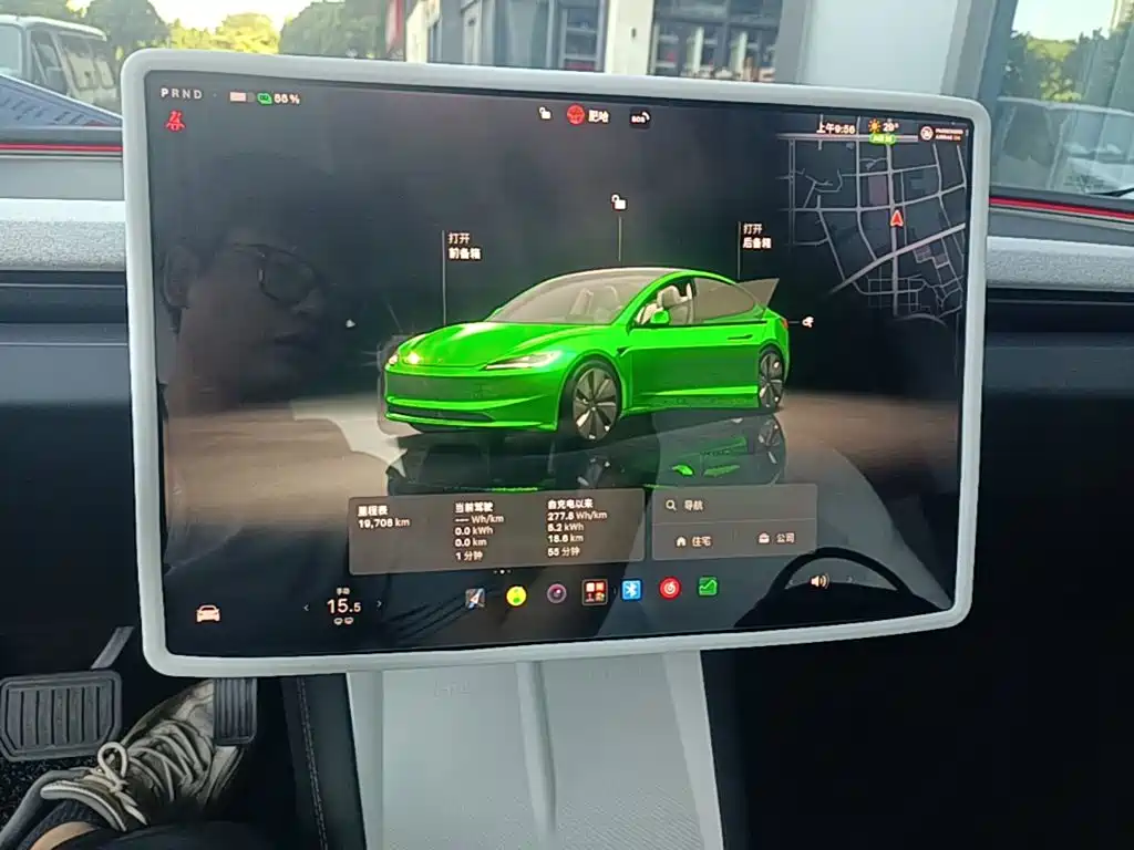 Tesla Model 3 — миниатюра 13