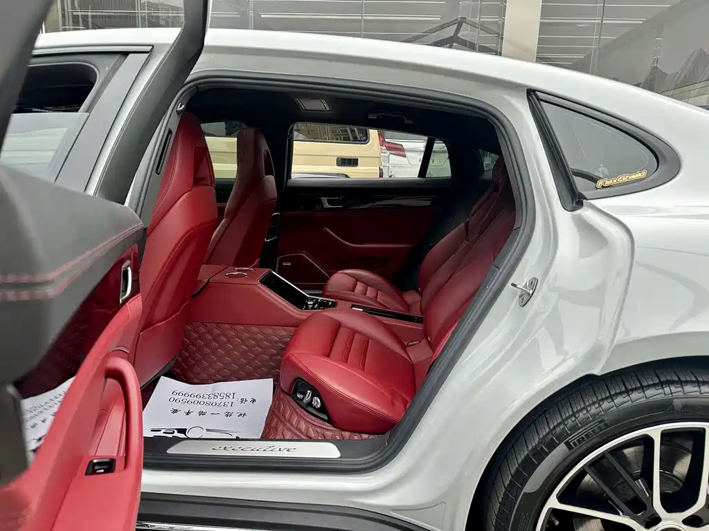 Porsche Panamera — миниатюра 12
