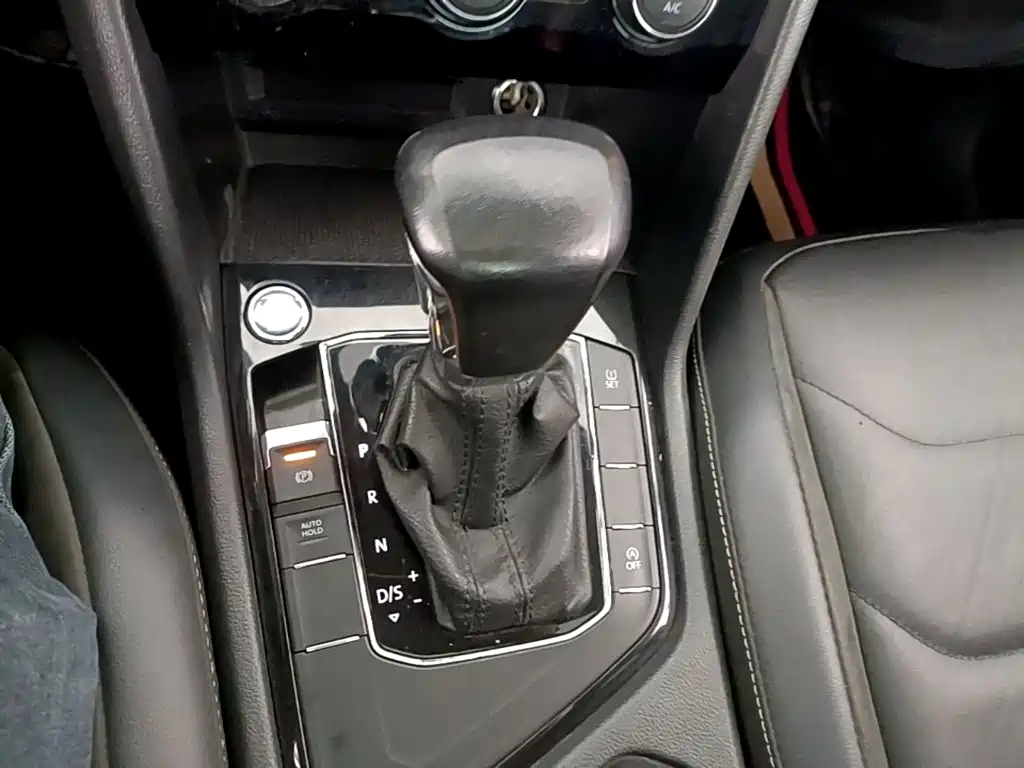 Volkswagen Tiguan L — миниатюра 14