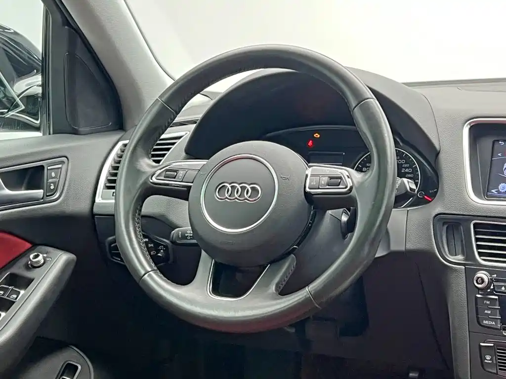 Audi Q5 — миниатюра 20