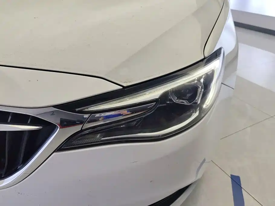 Buick Excelle — миниатюра 5