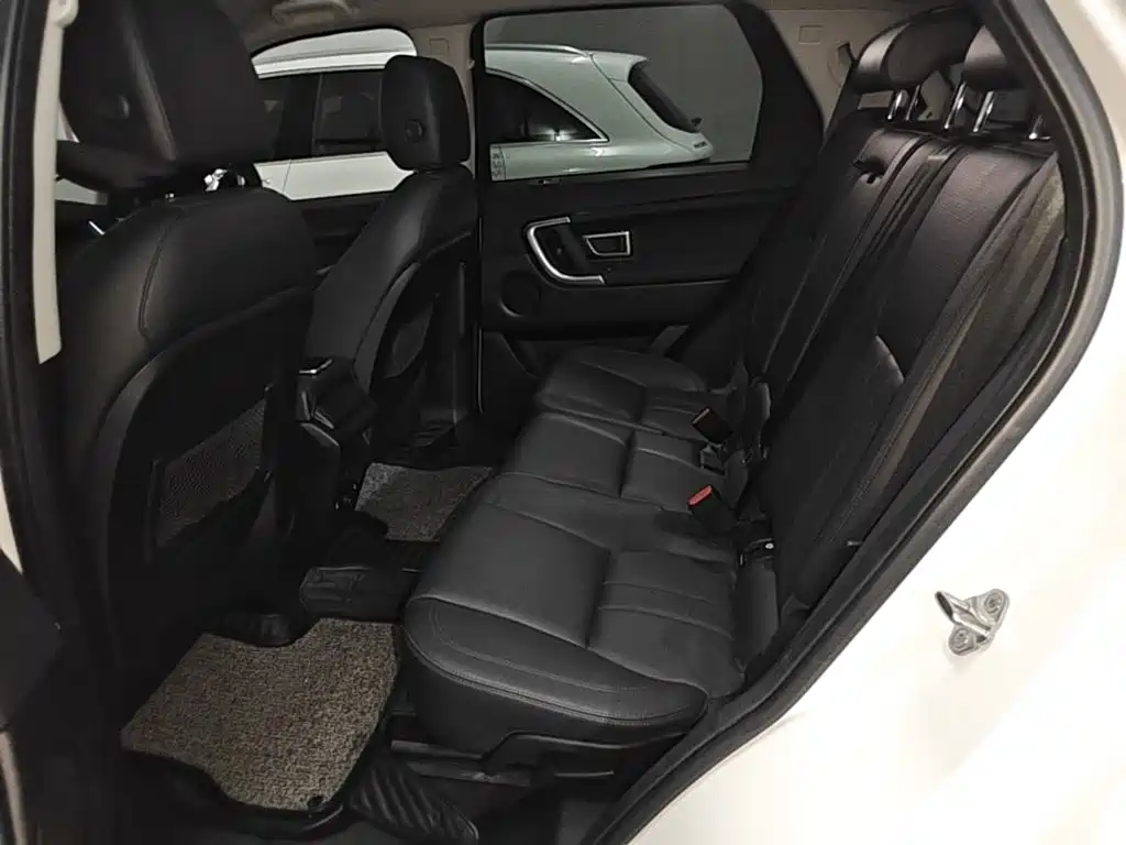 Land Rover Discovery Sport — миниатюра 17