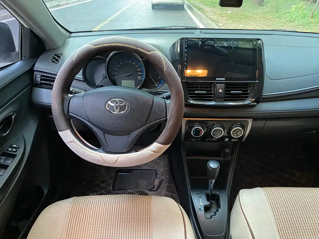 Toyota Vios FS — миниатюра 11