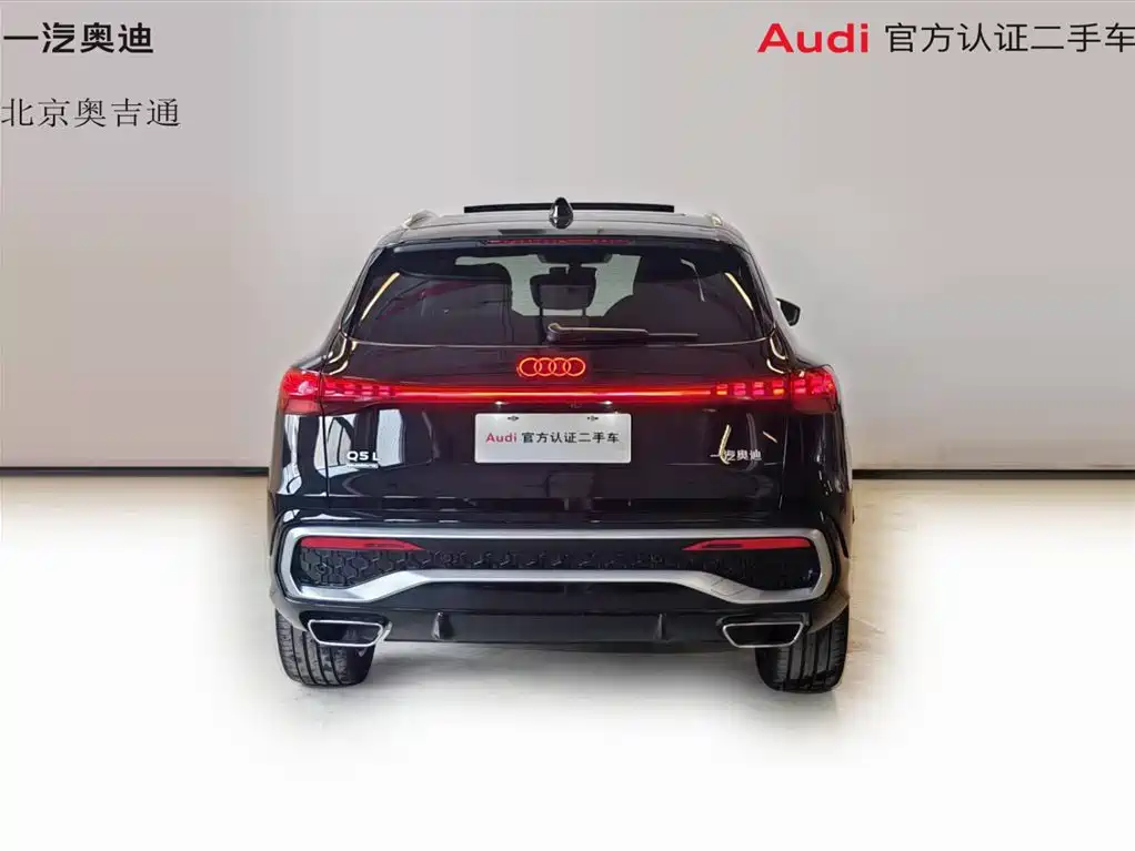 Audi Q5L — миниатюра 24