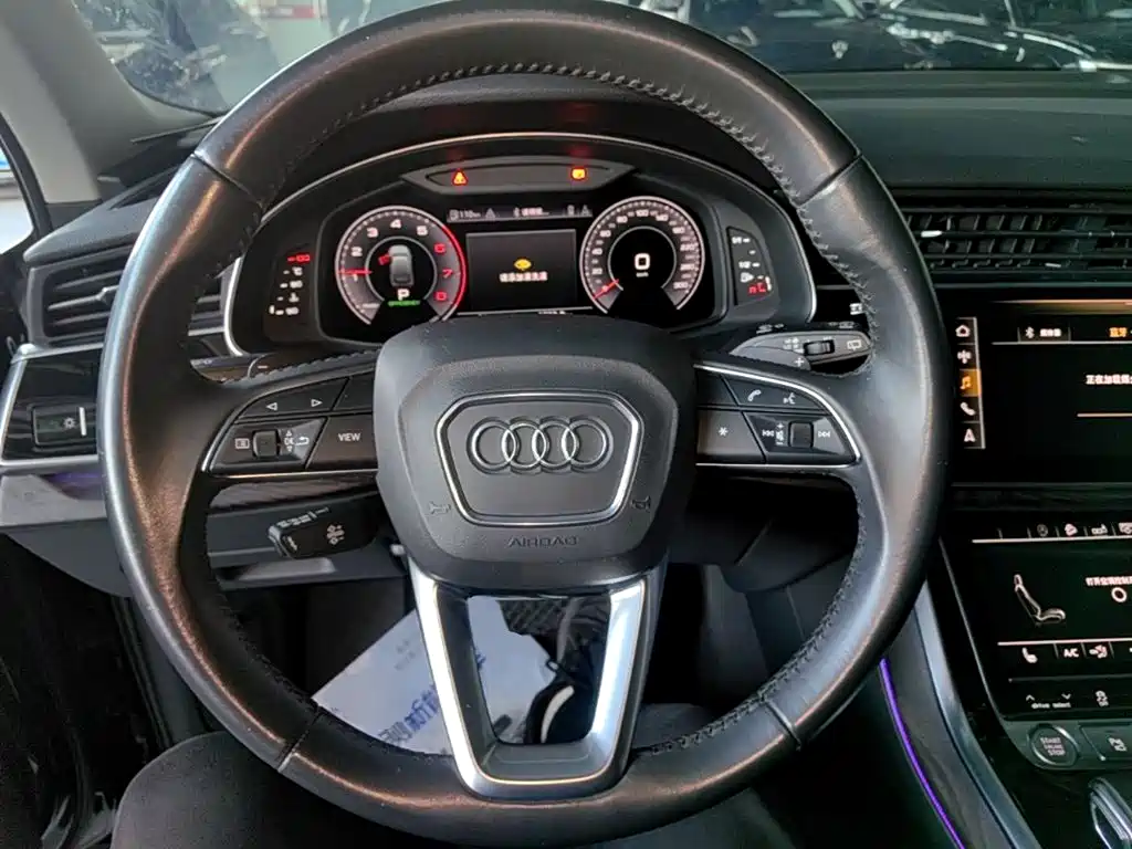 Audi Q7 — миниатюра 11