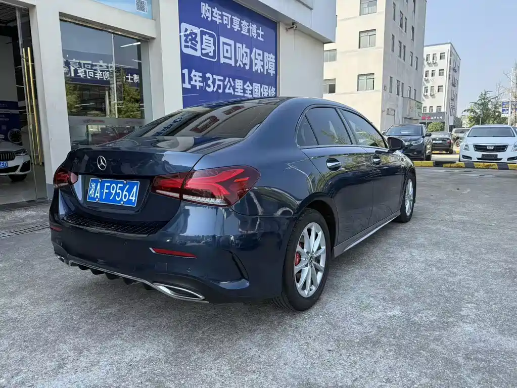 Mercedes-Benz A-Class — миниатюра 10