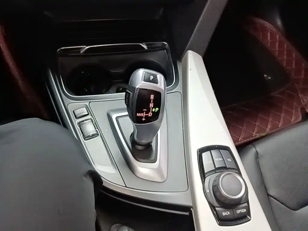 BMW 4 Series — миниатюра 14