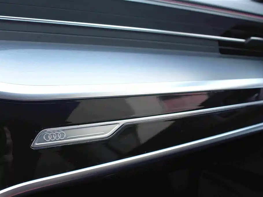 Audi A7L — миниатюра 9