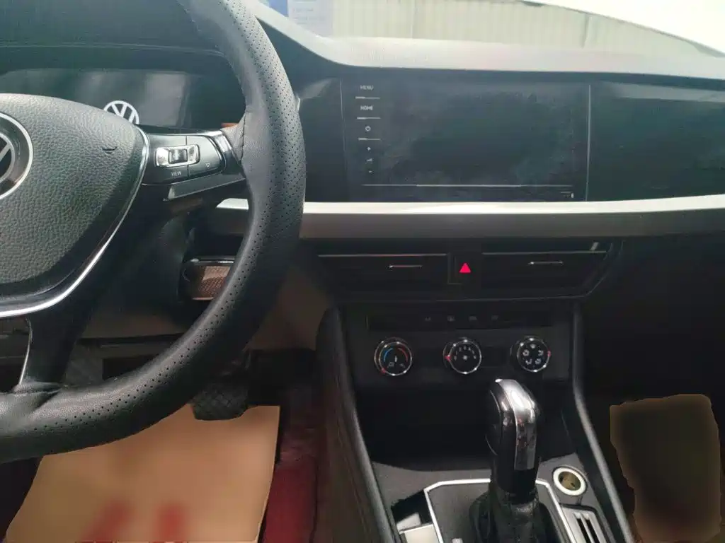 Volkswagen Lavida — миниатюра 6