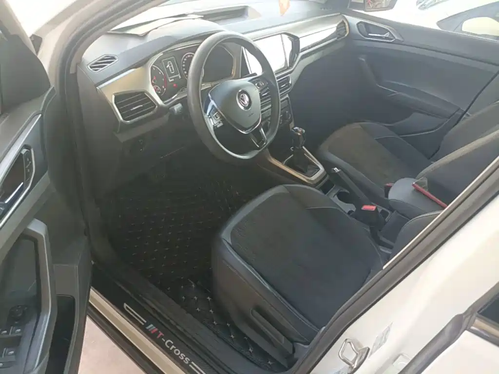 Volkswagen T-Cross — миниатюра 16