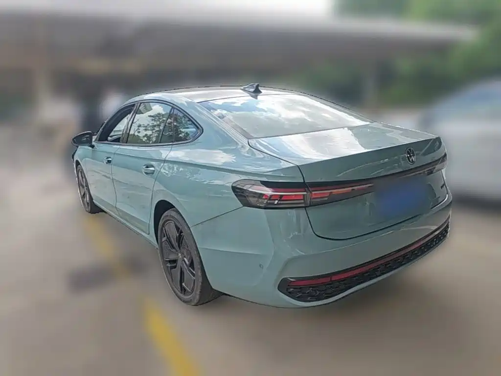Volkswagen Passat — миниатюра 7
