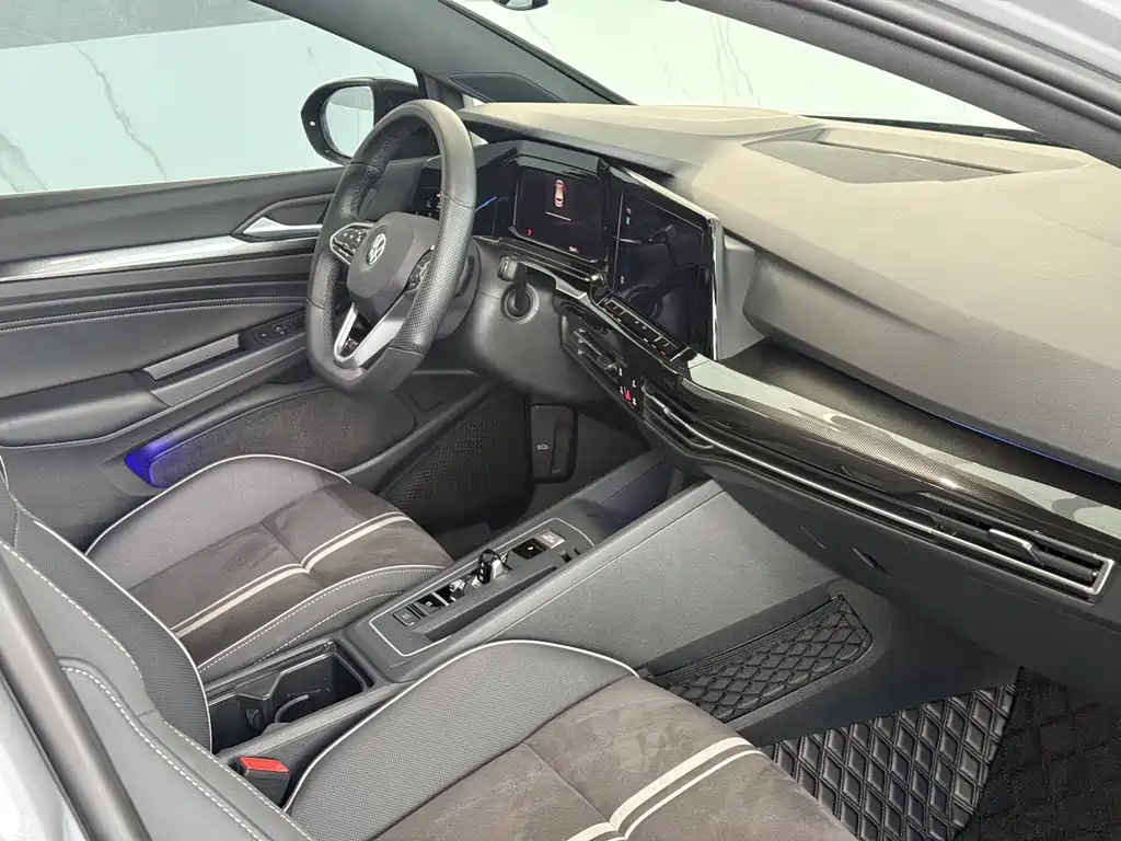 Volkswagen Golf — миниатюра 11